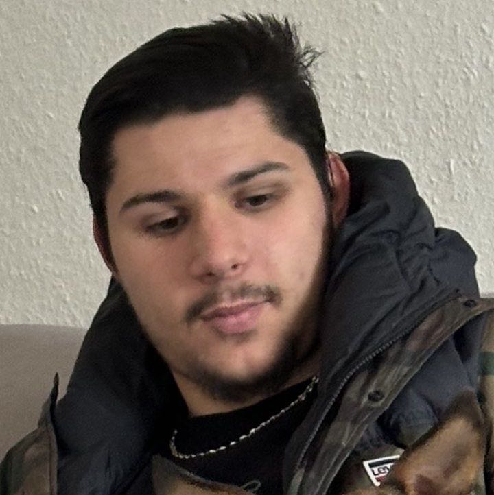 <strong>Carlos S.</strong>