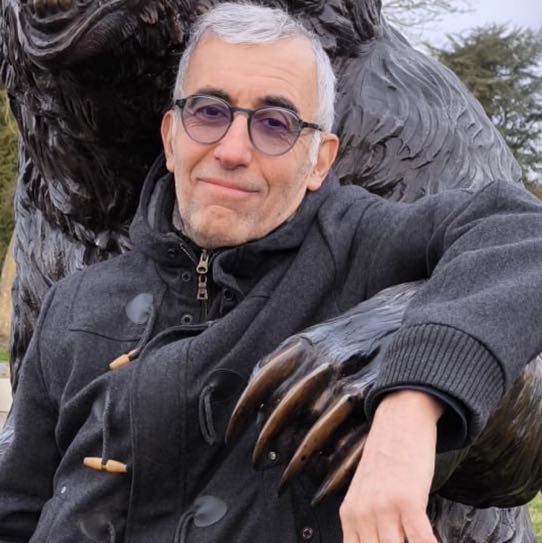 <strong>Michel J.</strong>