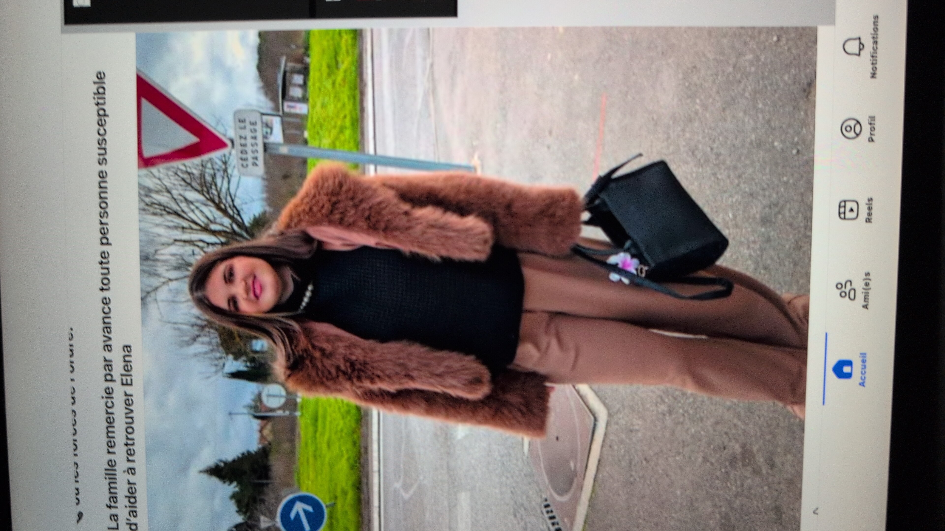 <strong>Elena B.</strong>