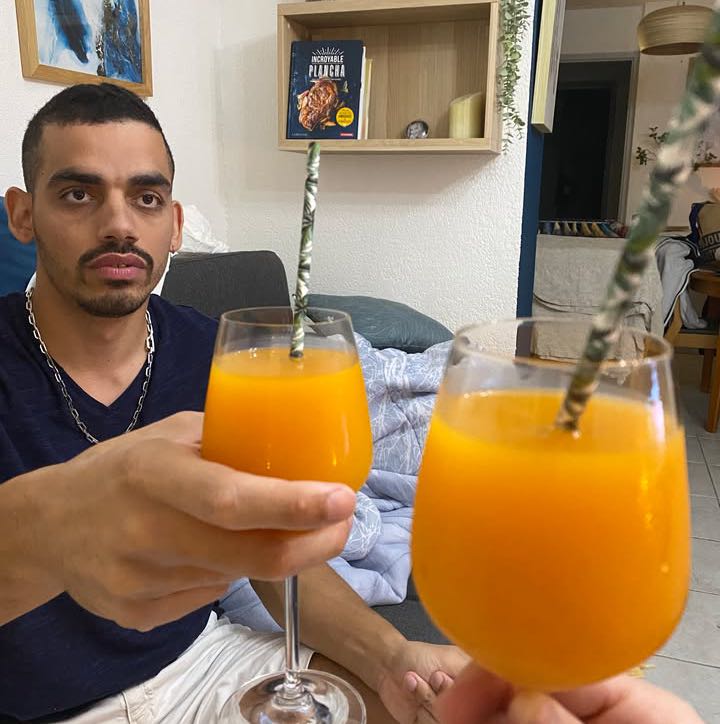 <strong>Jonathan V.</strong>