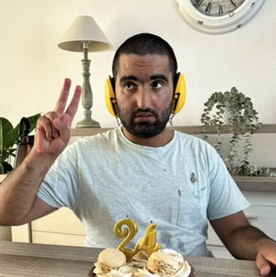 <strong>Camel K.</strong>